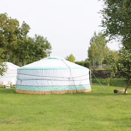 Luxury tent Les Yourtes Bourcominoises