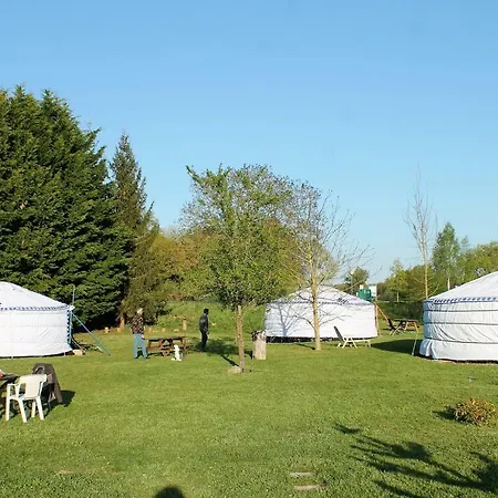 Luxury tent Les Yourtes Bourcominoises Bourg-et-Comin