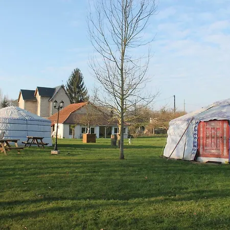 Les Yourtes Bourcominoises
